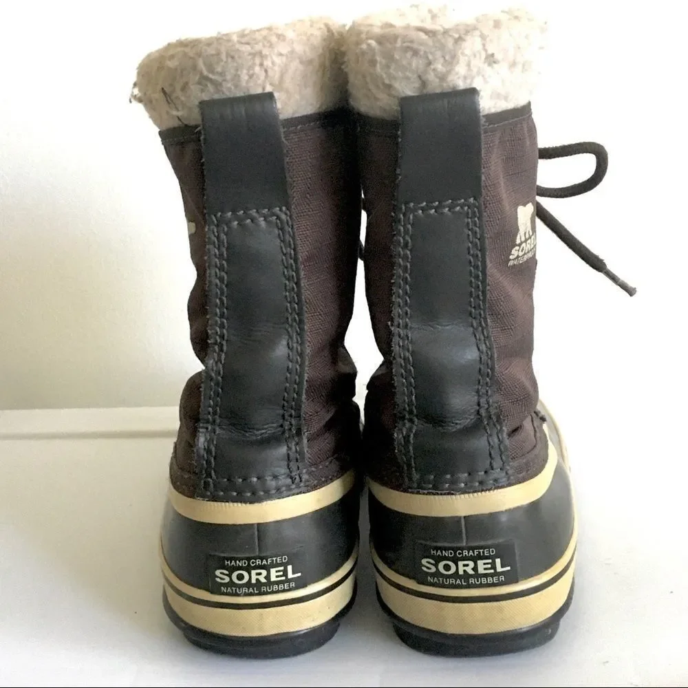 SOREL Women’s Winter Carnival Waterproof Lace Up Winter Snow Boot Taupe Brown 7